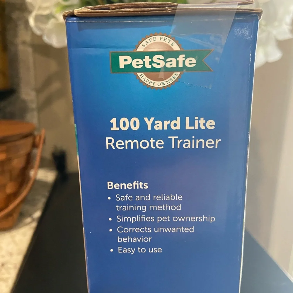 Petsafe 100 yard Lite Remote Trainer